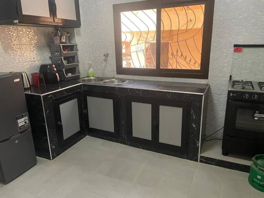 Appartement A Residence Mamouja Дакар Екстериор снимка